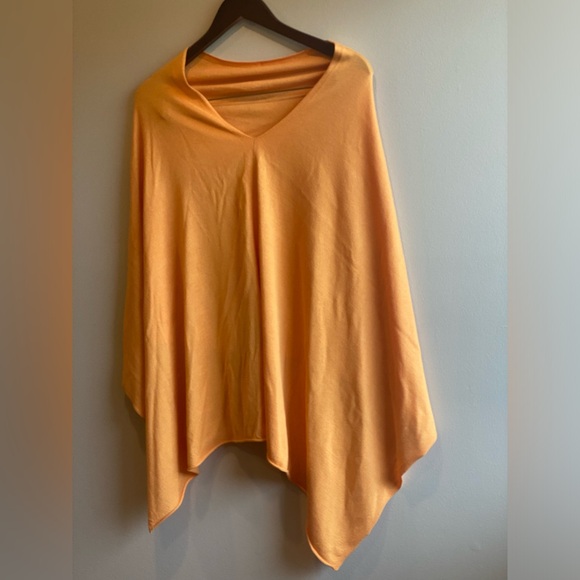 Kerisma Bamboo Blend Orange Dress Topper Poncho m/Shawl - Picture 2 of 5
